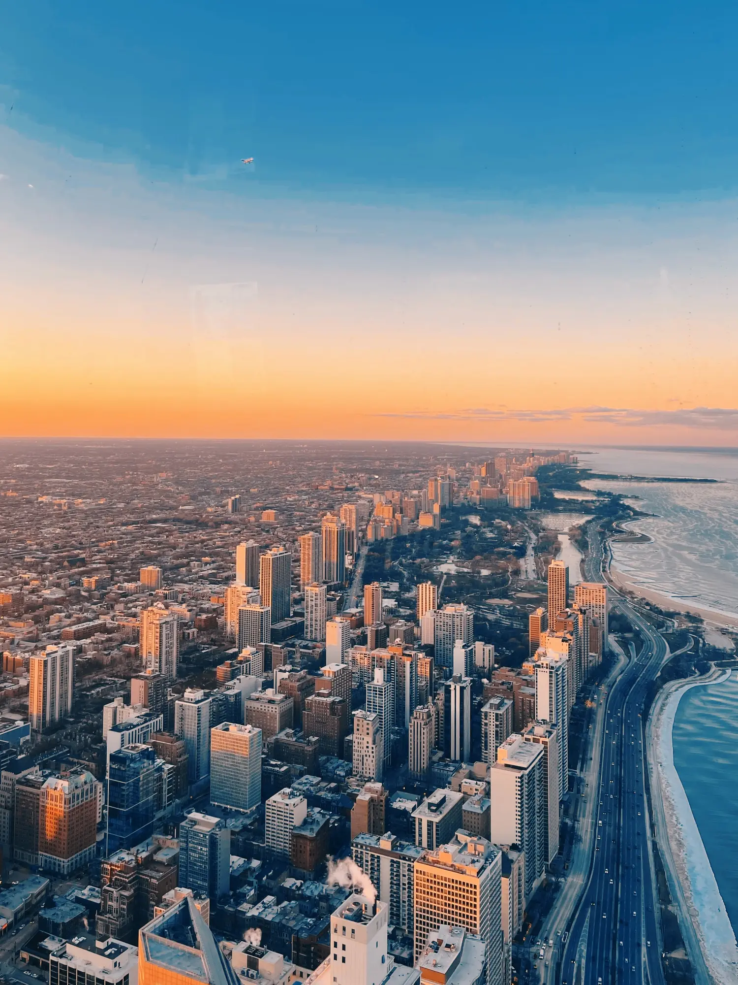 7 best areas to stay in Chicago for first timers 2024